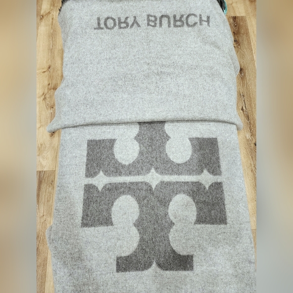 Tory Burch Solid Logo Oblong Wool Scarf - Picture 6 of 6